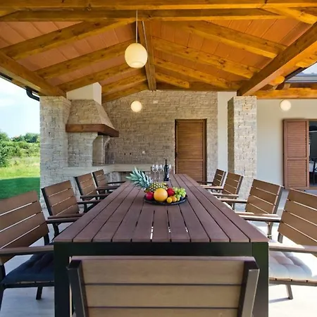 Mattina Tatil Evi Nedeščina