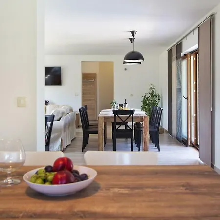 Tatil Evi Mattina Nedeščina